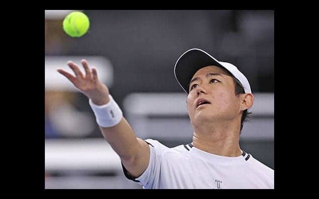  西岡良仁を伊藤竜馬がサポート 