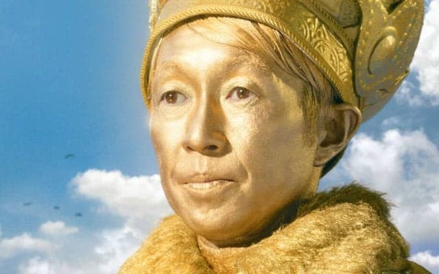 金の武豊像にルメールも驚愕！？無人島が舞台のウマ娘新CMが公開