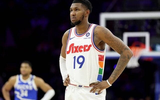 シクサーズが新人のジャスティン・エドワーズと3年契約…エンビードら主力離脱のなか先発に定着