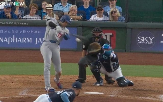 大谷翔平、180キロ“爆速”3ベースに「速すぎて見えない」「ハンパないw」一瞬で外野に到達した異次元打球