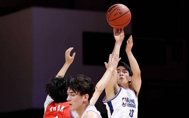 粘りの戦いもあと一歩届かず…福大大濠が準決勝敗退