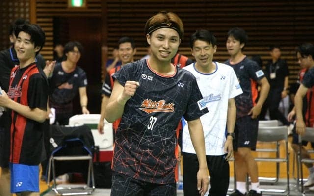 奈良岡が活躍しシングルス充実のNTT東日本か、ダブルス好調の日立情報通信Eか | 全日本実業団バドミントン選手権 男子決勝プレビュー