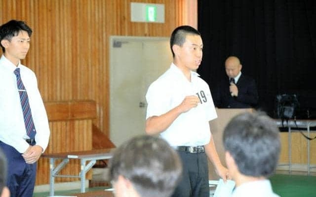 高校野球高知大会、23チームが頂点に挑む　選手宣誓は中村の主将