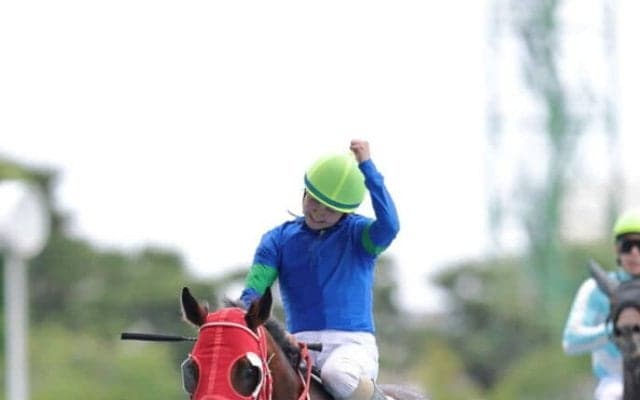 【函館2R】古川奈穂騎乗 ストラテージュが初勝利…ゴール前で抜け出す
