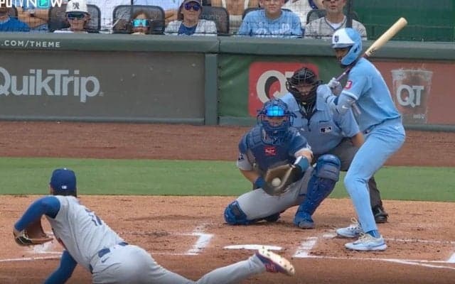 もうワケわからん！ 大谷翔平に“打者が混乱”「これはエグい」絶妙すぎる“高速シンカー”→フリーズして動けなくなる「これが噂の…？」