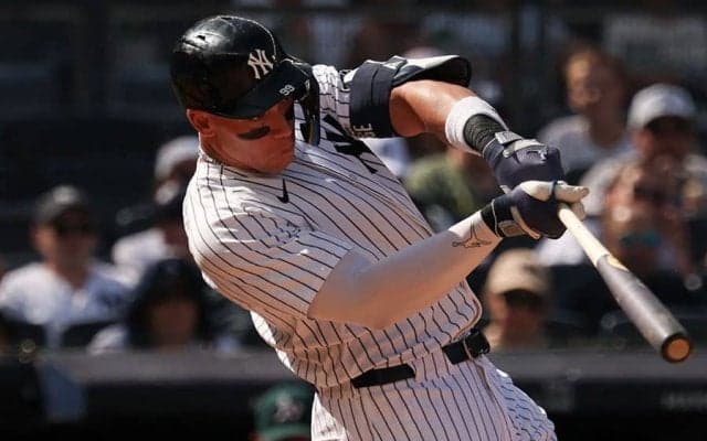 ジャッジが肩を並べた“ルースの偉業”　まさに「最強」の称号…MLB公式示す「85/30/4」