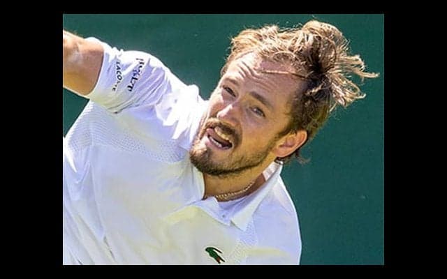  世界9位メド まさかの初戦敗退 