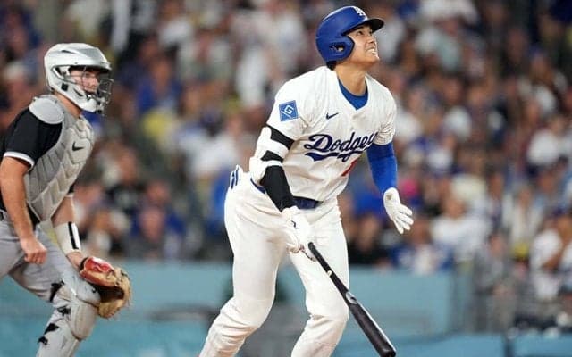 “休憩中”に飛び出した大谷翔平の30号　大慌てで祝福も…まさかの報告「遅れました」