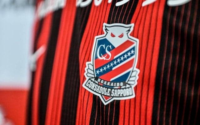 ｢お元気そう｣｢懐かしい｣J2札幌29試合40得点レジェンド“58歳の姿”が話題｢変わらないですね｣｢しっかり体型維持してる｣の声