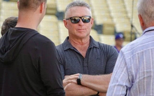 なぜ西武ネビンは活躍？　午前2時開始も全試合チェック…元エ軍監督の父が語る舞台裏