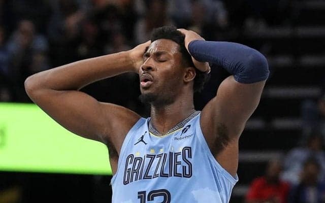 グリズリーズとの巨額な延長契約に合意と報じられたジャクソンJr.が右足負傷で手術