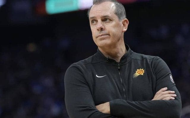 複数のNBAチームで指揮を執ったフランク・ボーゲルがマブスのリードAC就任へ