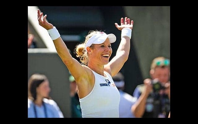  37歳 世界8位破る番狂わせで16強 