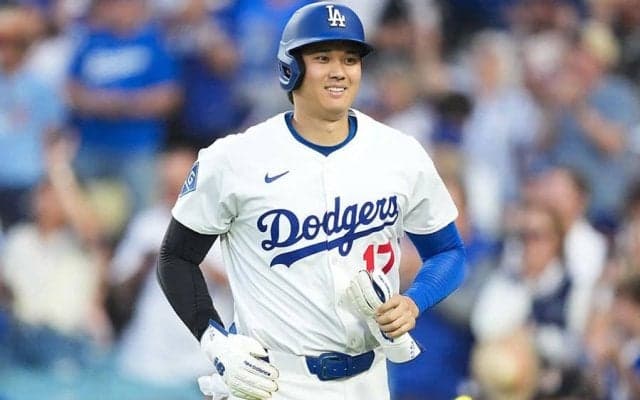 なぜド軍本拠地に高級化粧品？　女性店員も衝撃の異空間「クレイジーですよね」