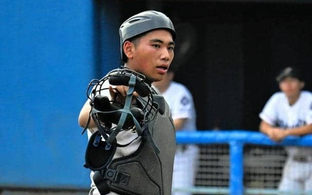最後の試合に負けて涙、同じ3年の活躍に笑顔　東海の佐久間雄一捕手
