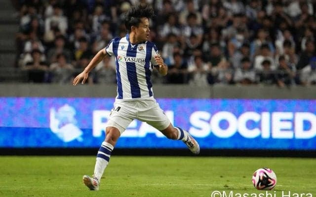 ｢ん？TAKE残留確定演出？｣ソシエダのクラシカルな新ユニフォーム発表＆TAKE14の特製映像が話題！｢新ユニめっちゃいい｣｢10に並んで14はとてつもない待遇だ｣の声