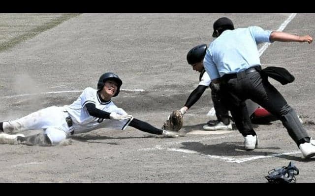 開幕試合、逆転負けの浮羽工　「記憶に残せる試合だった」監督は笑顔