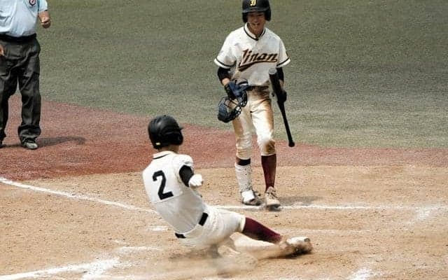 「いける！」ランニング本塁打の飯南・青木主将、三重大会の第1号に