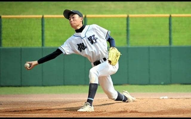 九回無死満塁から見せた好救援　左翼から2番手の旭野・佐久間投手