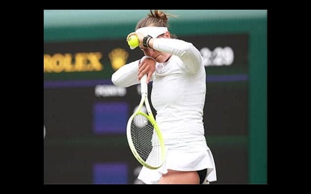 前年女王が涙 3回戦敗退