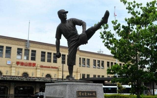 「あきらめない」沢村栄治と重ねた自分　出身地で教える監督の思い