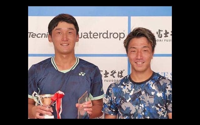  徳田廉大、白石光下しITF13勝目 