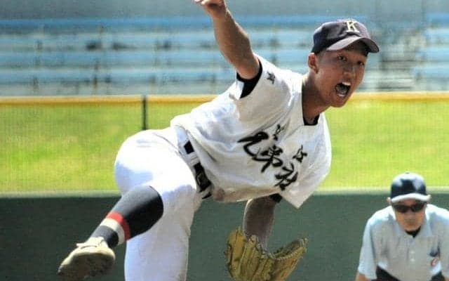 近江兄弟社の投手は俺もいる　内田悠斗投手が継投で登板し、力投