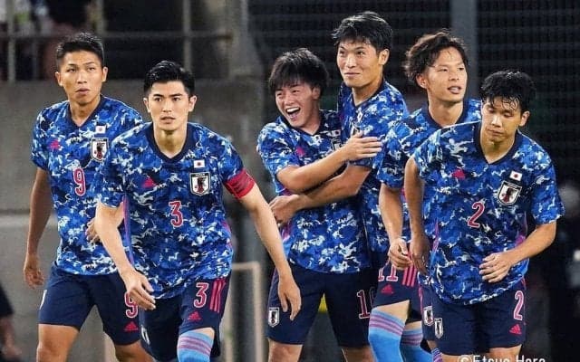 ｢つながり面白い｣｢よく作ったなあ｣Jリーグが作成したE-1選手権の日本代表“相関図”に称賛の声｢監督歴とか属性濃いな｣｢サウナとゴルフの趣味どうでもよすぎて笑」