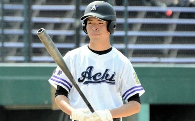 前回王者に「4番らしく、長打で返す」　先制打の阿智・松本選手