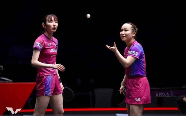 伊藤美誠、早田ひなへ25歳の誕生日サプライズで満面笑顔　“みまひな”ペアのダブルス復活戦はインドペアに逆転勝ち【卓球・USスマッシュ】