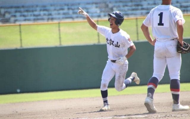 比叡山が近江兄弟社の好投手を先発全員安打で攻略！【滋賀】