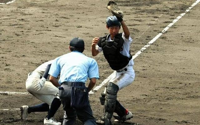 ラ・サールの佐々木選手、強豪相手に唯一の安打　捕手の目線生かす
