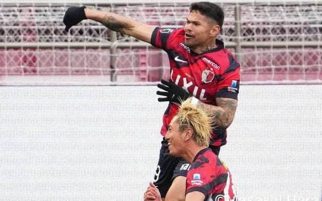 チームを離れる日本代表DF｢等々力ラストマッチ｣、狙われた｢川崎のウイークポイント｣【川崎vs鹿島｢鬼木達ダービー｣が示したJ1リーグの｢今季と未来｣】(1)