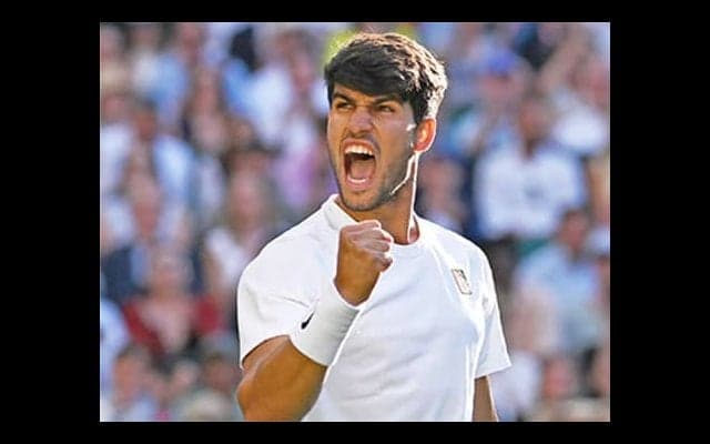 アルカラス 完勝で4強「自信」