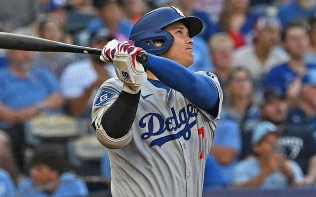 大谷翔平、31号先頭打者HR　131m弾でリーグトップ独走…31歳初アーチ＆球団記録更新、敵地騒然