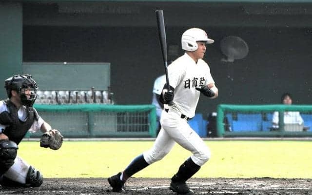 3安打4出塁でチームに流れ　日南学園・谷口選手が1番の役割果たす