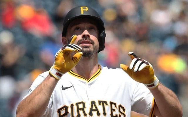 “拒否された”ドジャース移籍　156億円男の気になる去就…年俸25億円男の代役は誰？