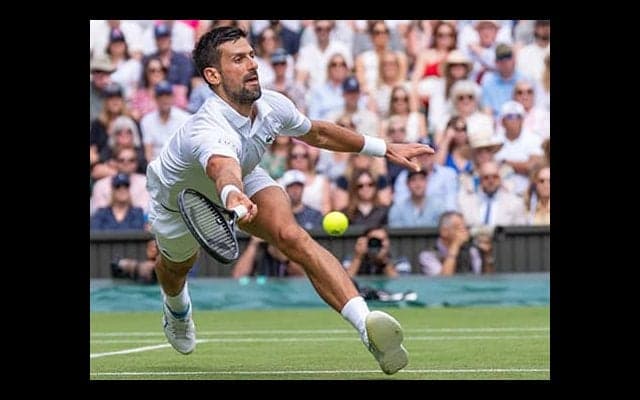  ジョコ 逆転勝ちで4強、次戦はシナー 