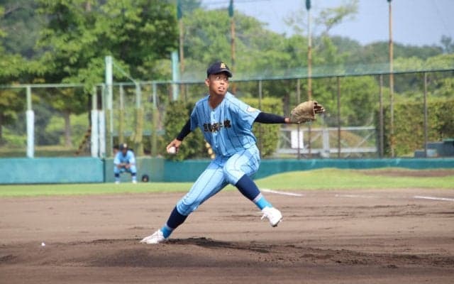 元阪神ドライチがコーチを務める京都廣学館が延長戦を制す！成長したエースが無四球完投【京都】