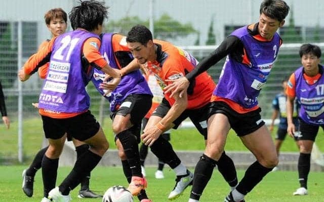 レノファ山口、練習や食事の環境改善に向けCF　10日から受け付け