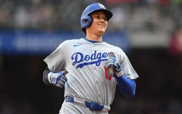 大谷翔平の背後を見て…ファンが錯覚「日本か？」　“謎”の存在感に騒然「気になる」