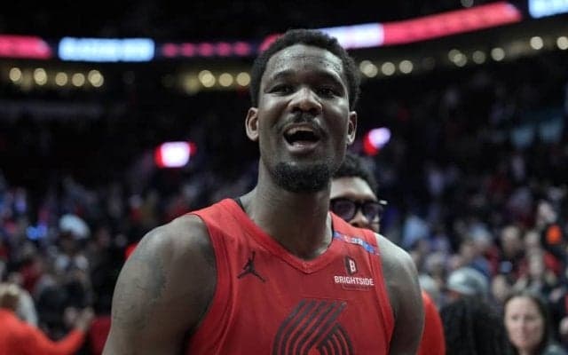 「レイカーズは最高の場所」…新加入エイトンが意気込み「今すぐ王座を勝ち獲りたい」