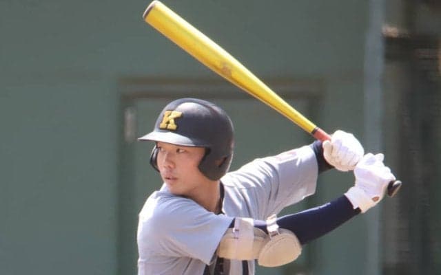 慶応のスーパー1年生が夏デビュー戦で適時三塁打！投打に秘める潜在能力を指揮官も高く評価【神奈川】