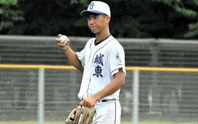 声援に応えるランニング本塁打　福岡工大城東・和田真成人選手