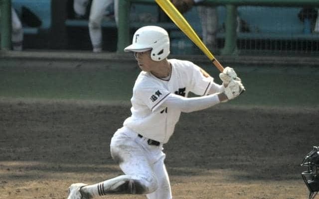 チームで一番バットを振った4番打者が安打　虎姫の田濃和人選手