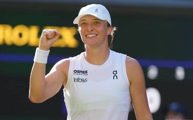 シフィオンテク、「ゾーンに入っていた」世界35位ベンチッチを圧倒しウィンブルドンで初めての決勝進出！グランドスラム6勝目に王手