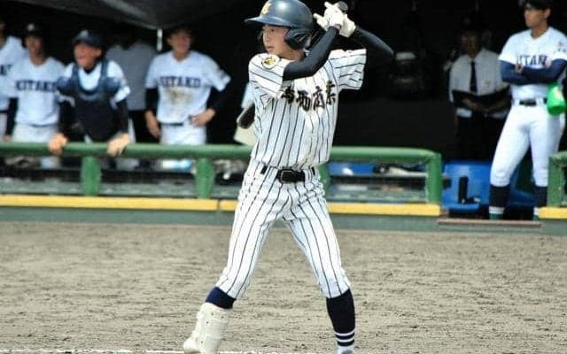 「思い出づくりじゃない」勝負のひと振り　鳥栖商・緒方佑泰選手