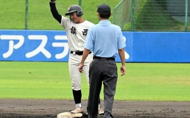 昨春選抜代表を相手に見せた気迫　「外野の元気印」鎮西・塚本選手