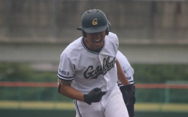 東京学館の大型セカンドが公式戦初本塁打！スケールの大きい打撃に大きな可能性【千葉】