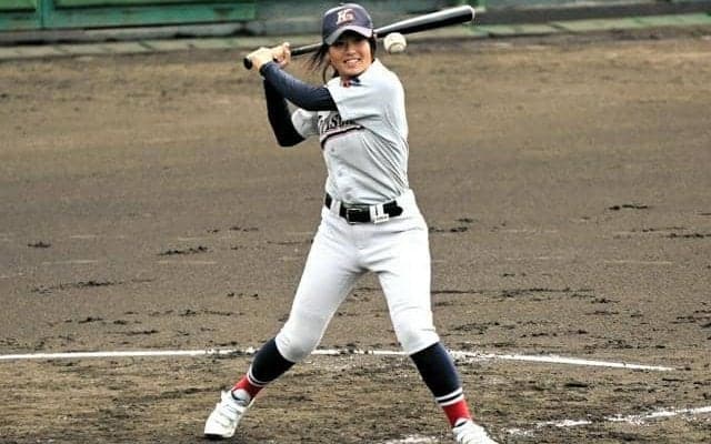 試合前ノッカー務めた北須磨・林礼菜さん　「みんなかっこよかった」